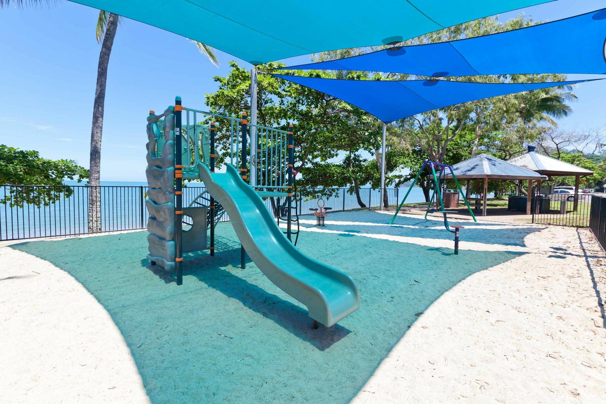 Trinity Beach Pacific Extérieur photo